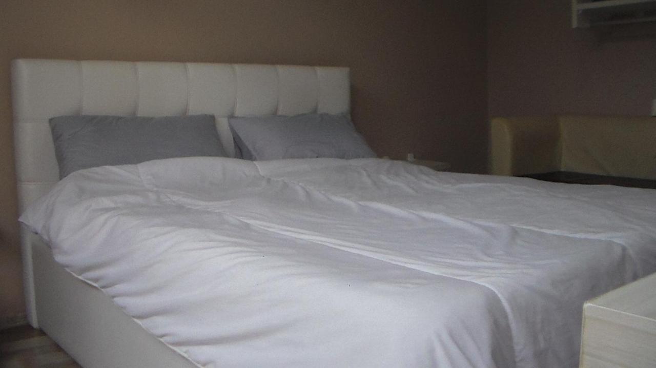 Shkoder Hotel Temali Bagian luar foto