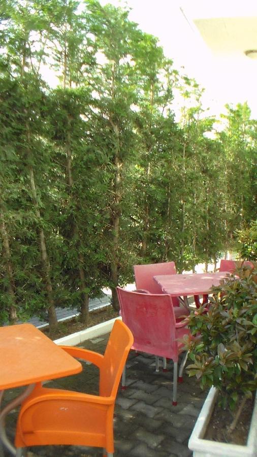 Shkoder Hotel Temali Bagian luar foto